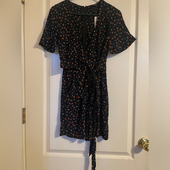 NWT Madewell Short Sleeve Wrap-Front Romper Prairie Posies 0 Travel‎ Vacation - Picture 3 of 8